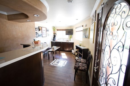 Lobby. Trails Motel