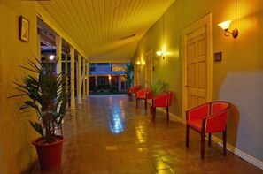 Interior - Hotel Liberia (Liberia)