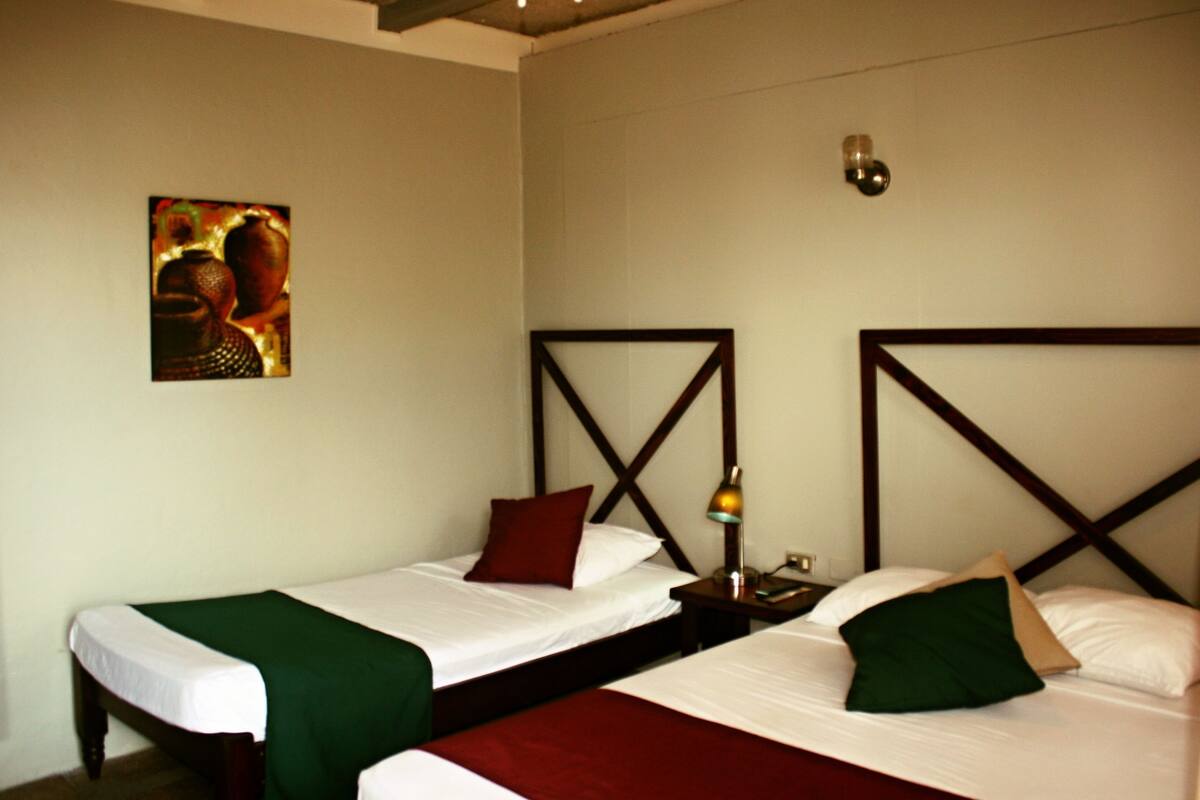 Premium bedding, desk, laptop workspace, WiFi (free)