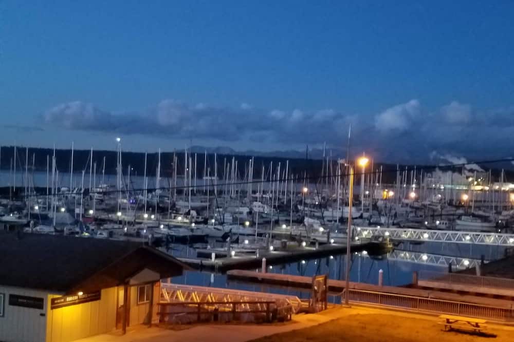 Harborside Inn