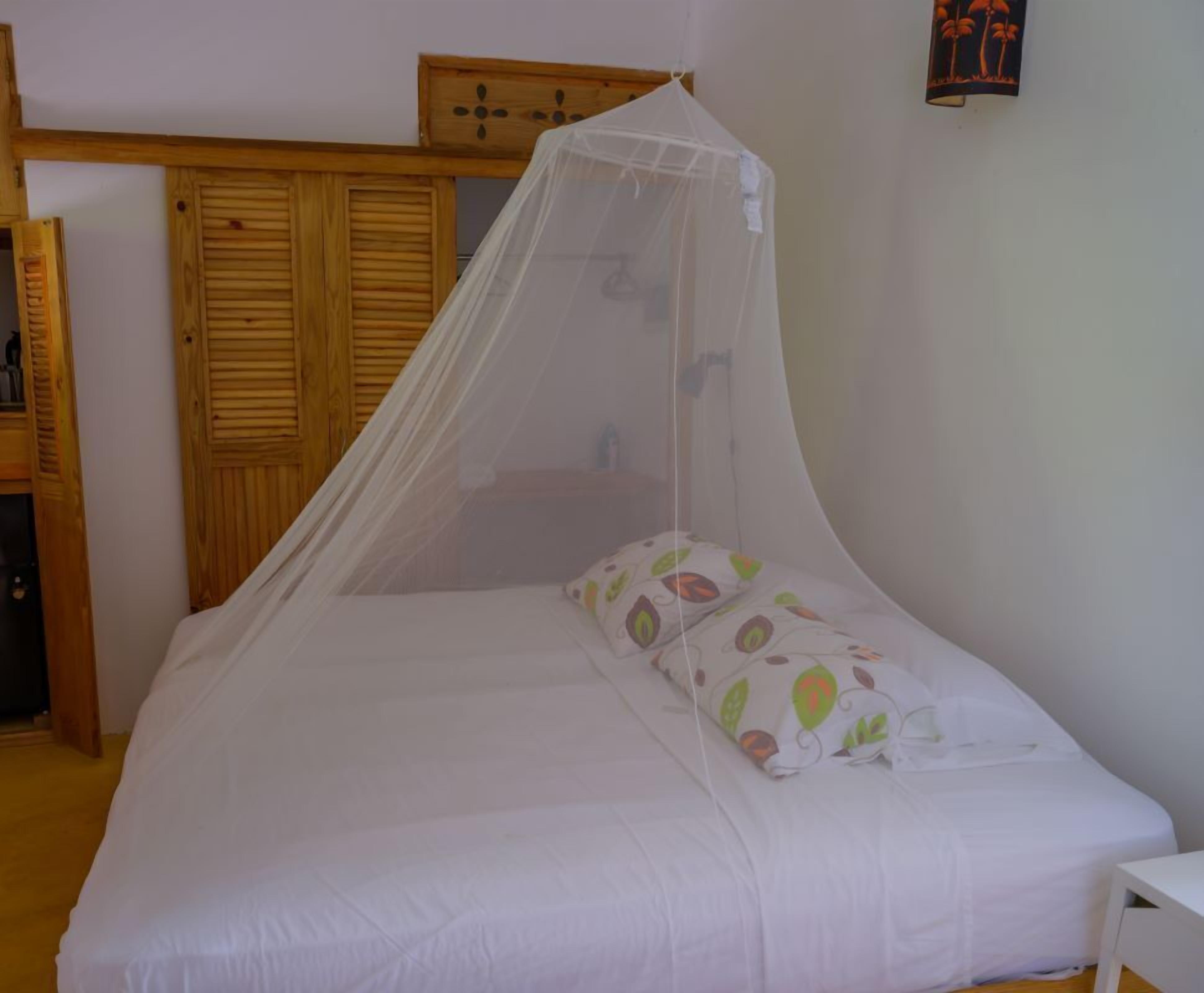 1 chambre, literie de qualité supérieure, fer et planche à repasser