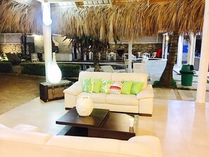 Lobby sitting area - Hotel El Cayito Beach Resort Montecristi (Monte Cristi)