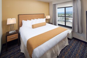 Tabla de planchar con plancha, camas extra, wifi gratis y ropa de cama 