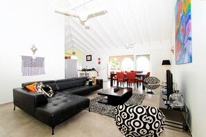Living area - Ocean Apartments (Willemstad)