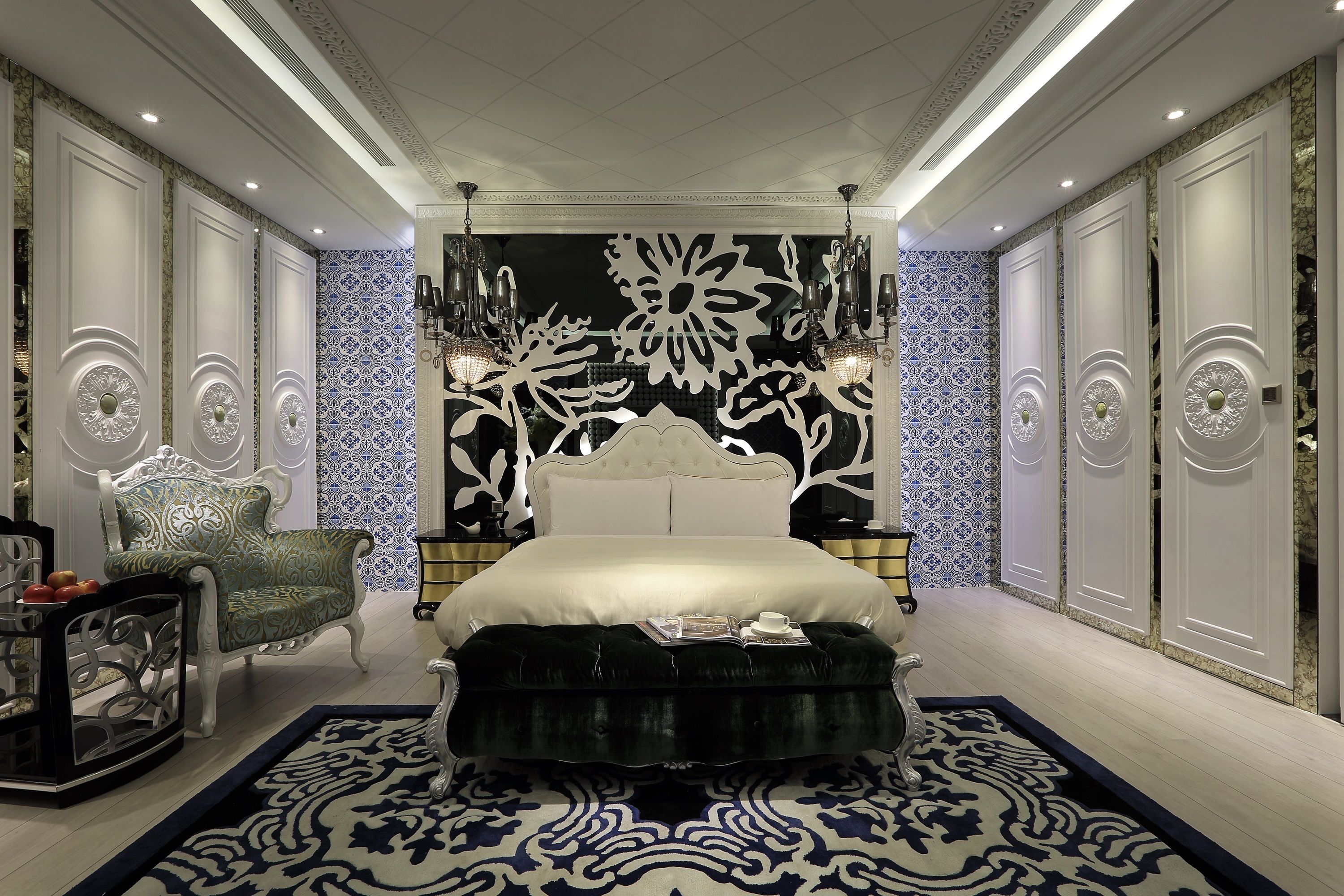 luxury suite | 1 bedroom, premium bedding, free minibar, in-room safe