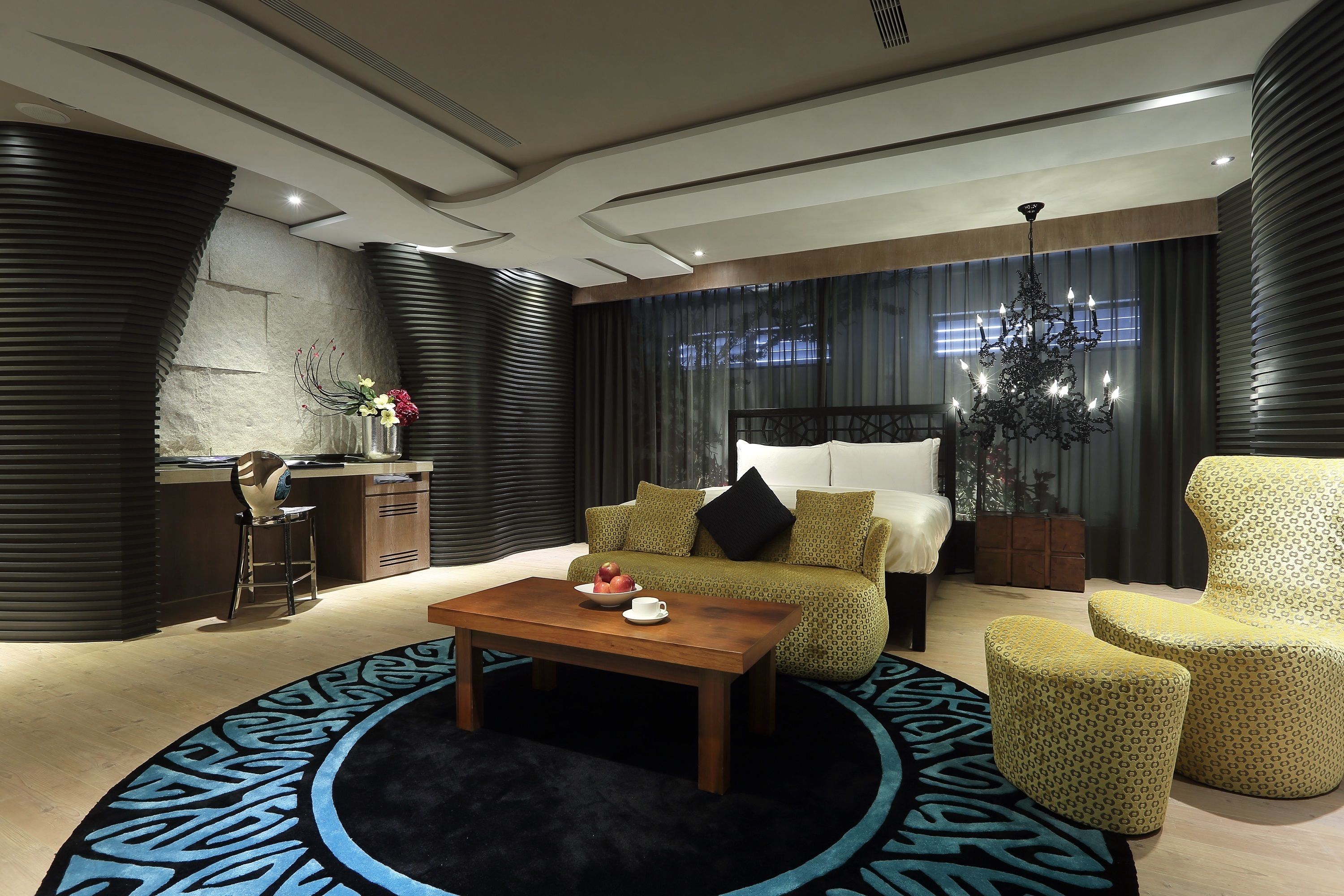 luxury suite | 1 bedroom, premium bedding, free minibar, in-room safe