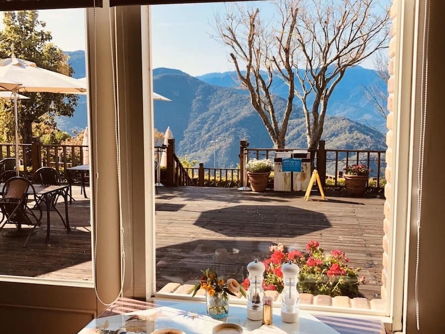 Breakfast, lunch, dinner served; international cuisine, garden views