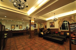 入住/退房自助服务终端