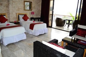 Habitación con 2 camas individuales, 2 camas individuales, frente al mar | Ropa de cama de alta calidad, minibar, caja fuerte