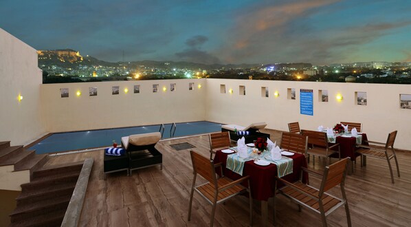 Rooftop pool - Lords Inn Jodhpur (Jodhpur)