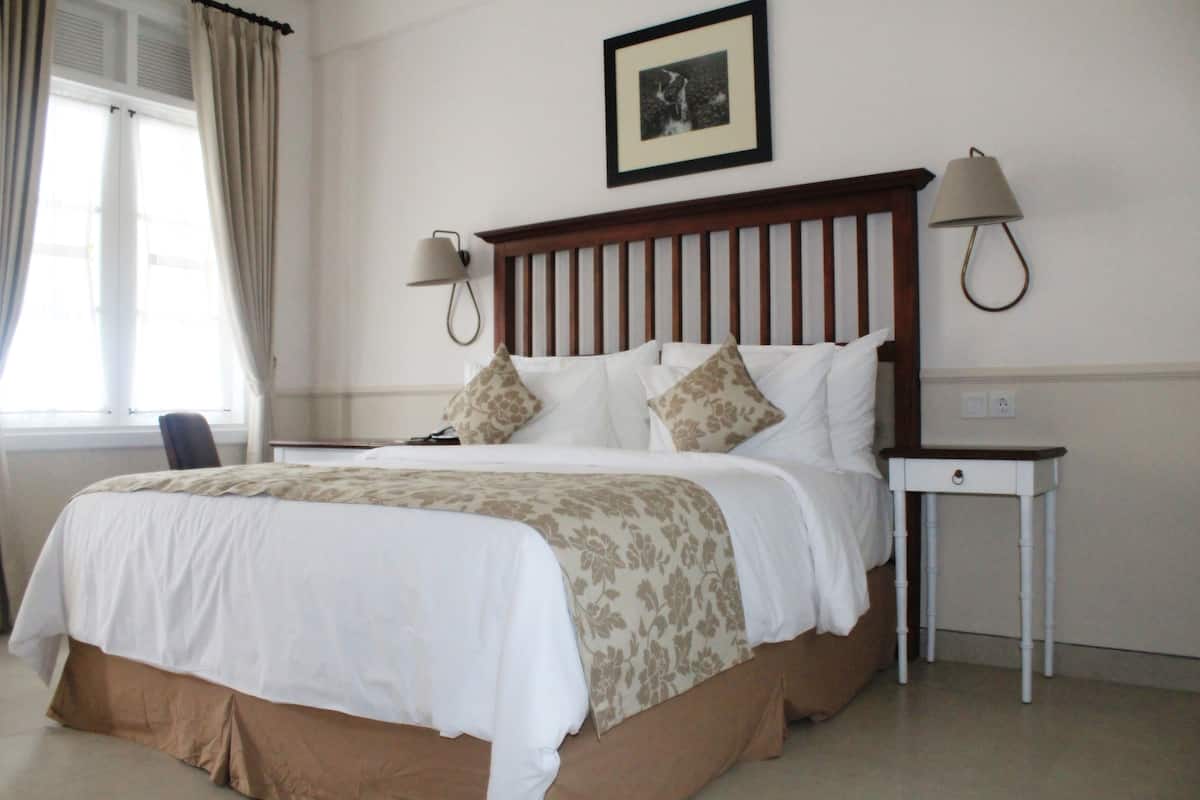 1 bedroom, premium bedding, minibar, in-room safe