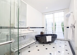 Bathroom - Maison At C Boutique Hotel and Spa Seminyak (Seminyak)