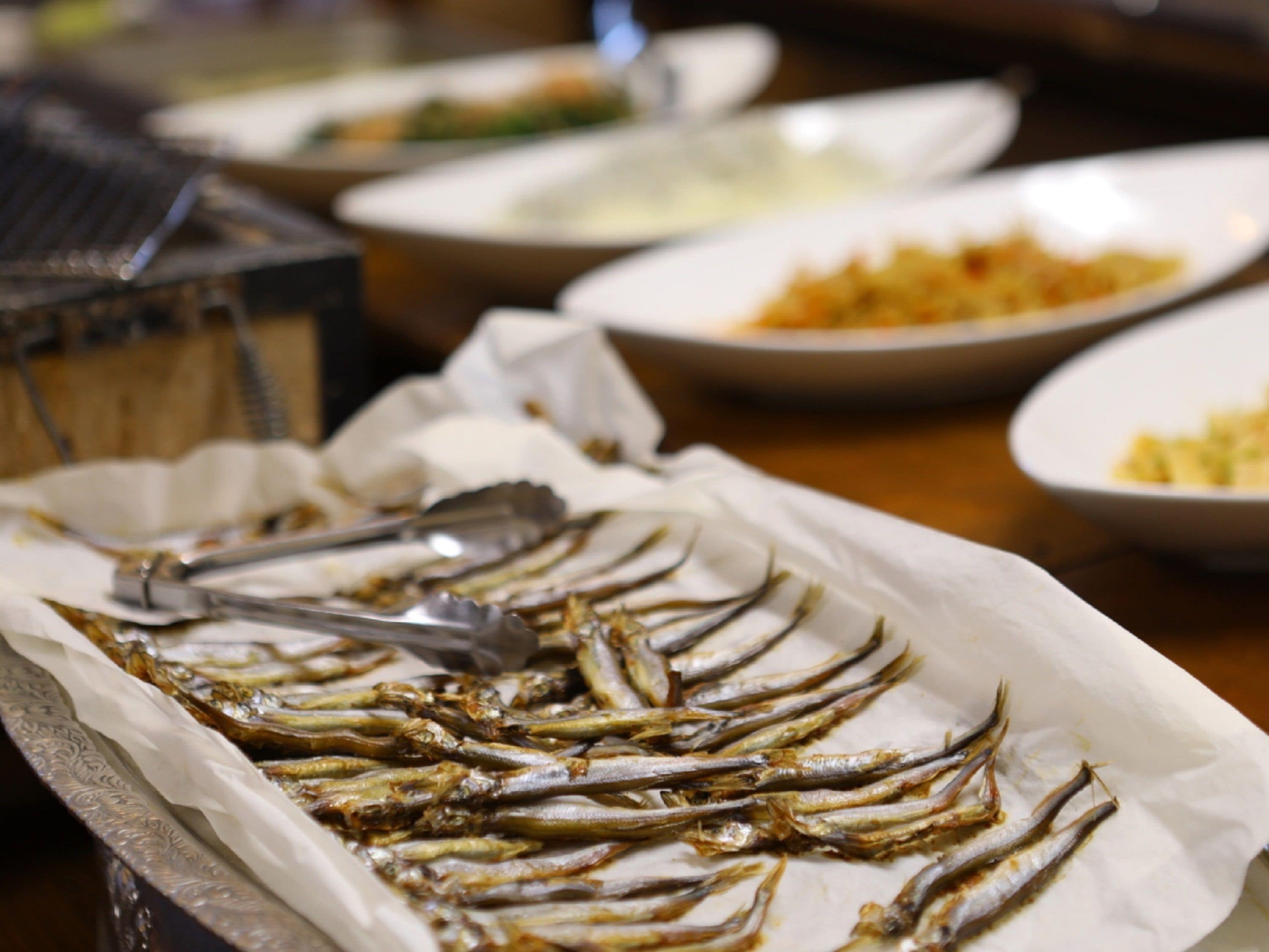 daily buffet breakfast (jpy 1500 per person)