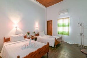 Rollaway beds, free WiFi - European Guesthouse (Siem Reap)