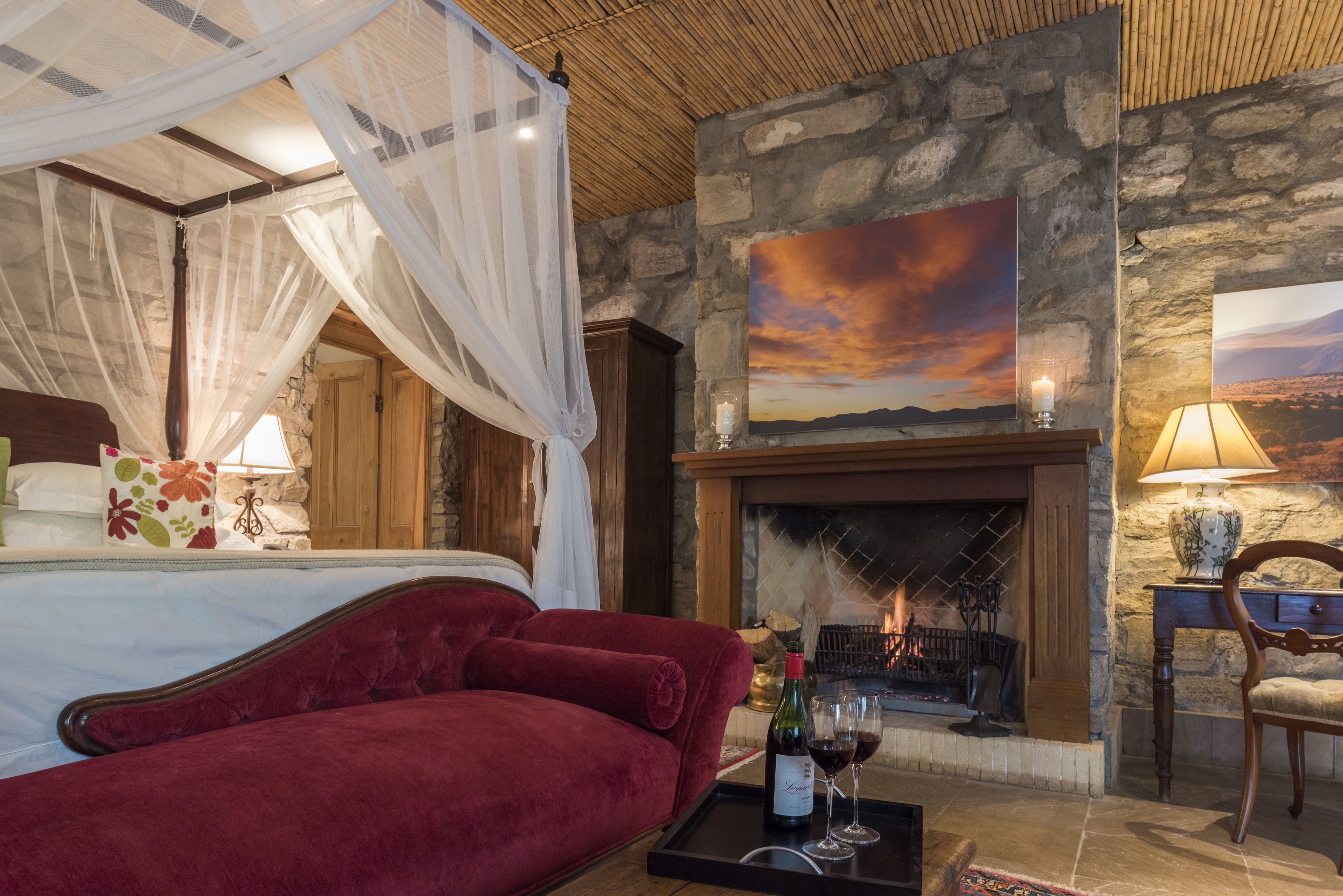 Két bảo mật tại phòng, màn/rèm cản sáng, bàn ủi/dụng cụ ủi quần áo 