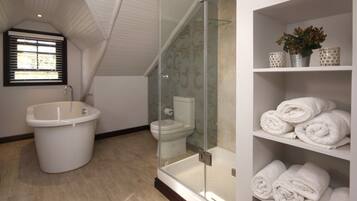 Studio Room at Guest House | Premium bedding, in-room safe, individually decorated, desk