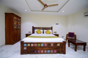 Literie de qualité supérieure, minibar, décoration personnalisée