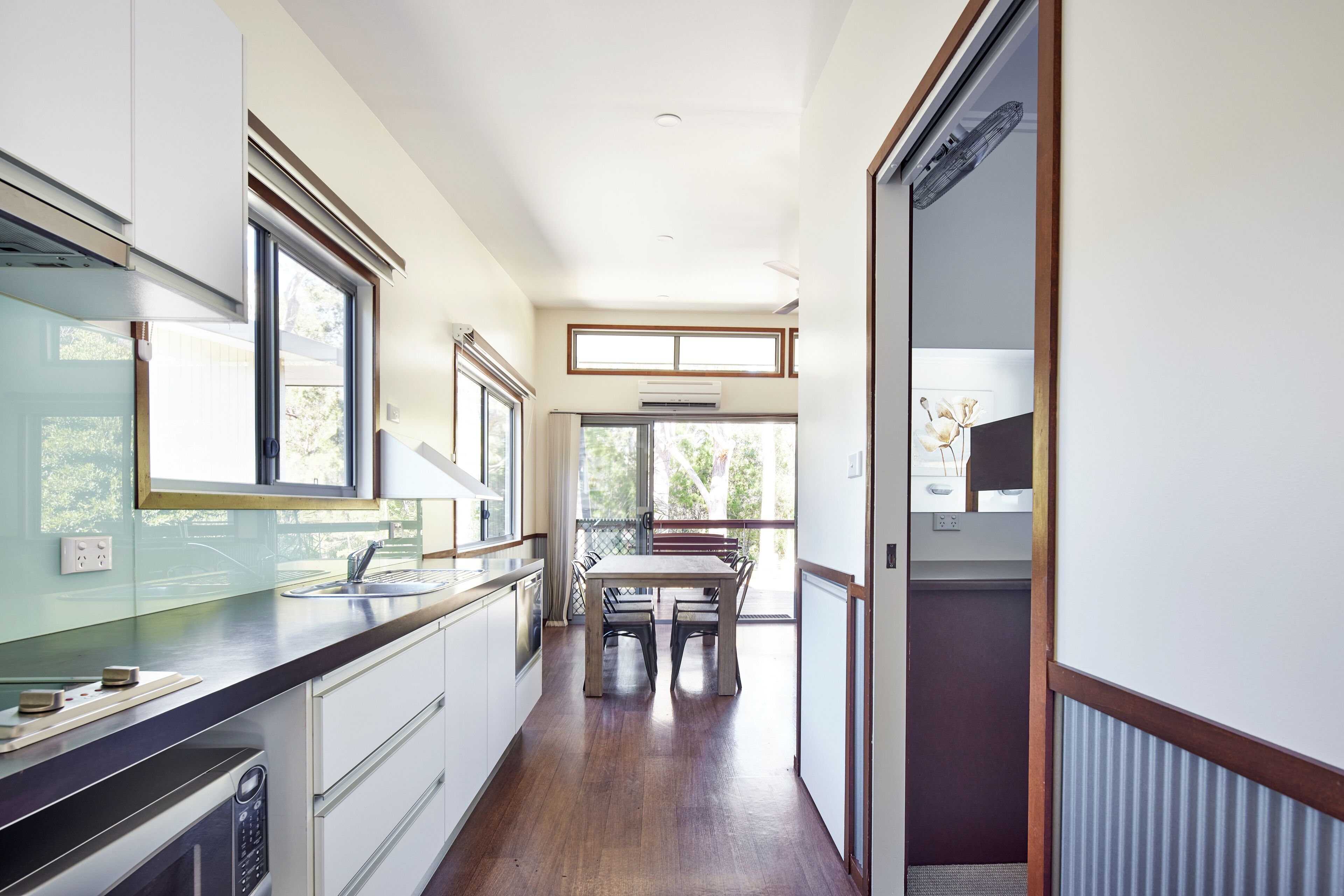 luxury lagoon retreat | private kitchen | electric kettle