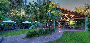 Outdoor banquet area - NRMA South West Rocks Holiday Park (South West Rocks)