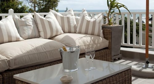 Sea Five Boutique Hotel