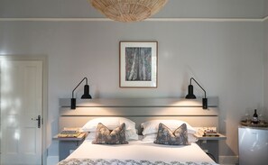 The Manor House Room | Free minibar, in-room safe, individually decorated - The Robertson Small Hotel (Robertson)
