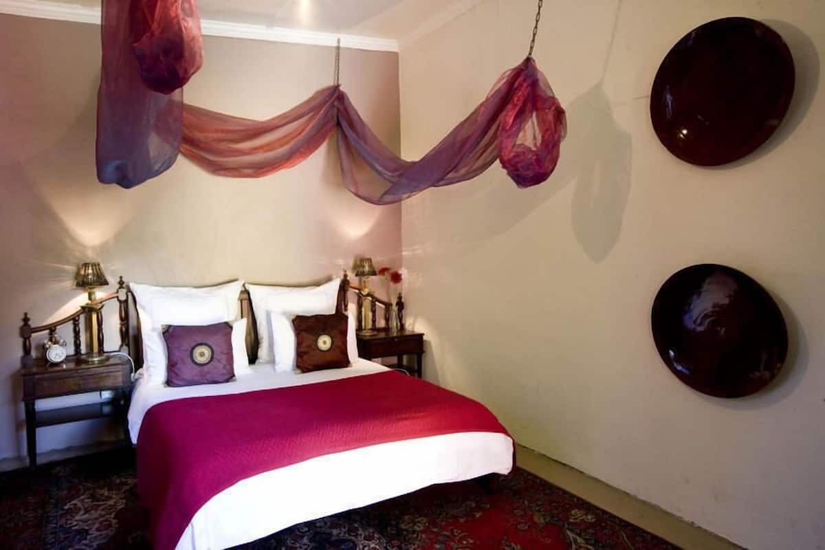 Standard Suite, Accessible (BoKaap) | In-room safe, rollaway beds (surcharge), WiFi (free)