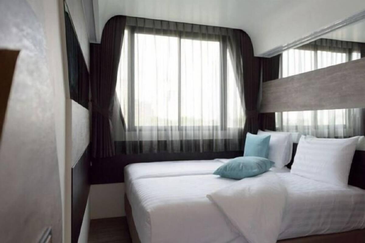 Minibar, in-room safe, desk, blackout drapes
