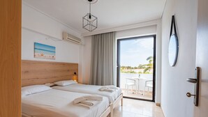 Ảnh chưa phân loại, 4 trong số 32 ảnh, nút
