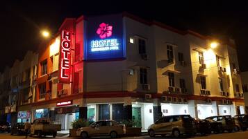 Front of property – evening/night