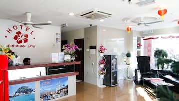 Check-in/check-out kiosk