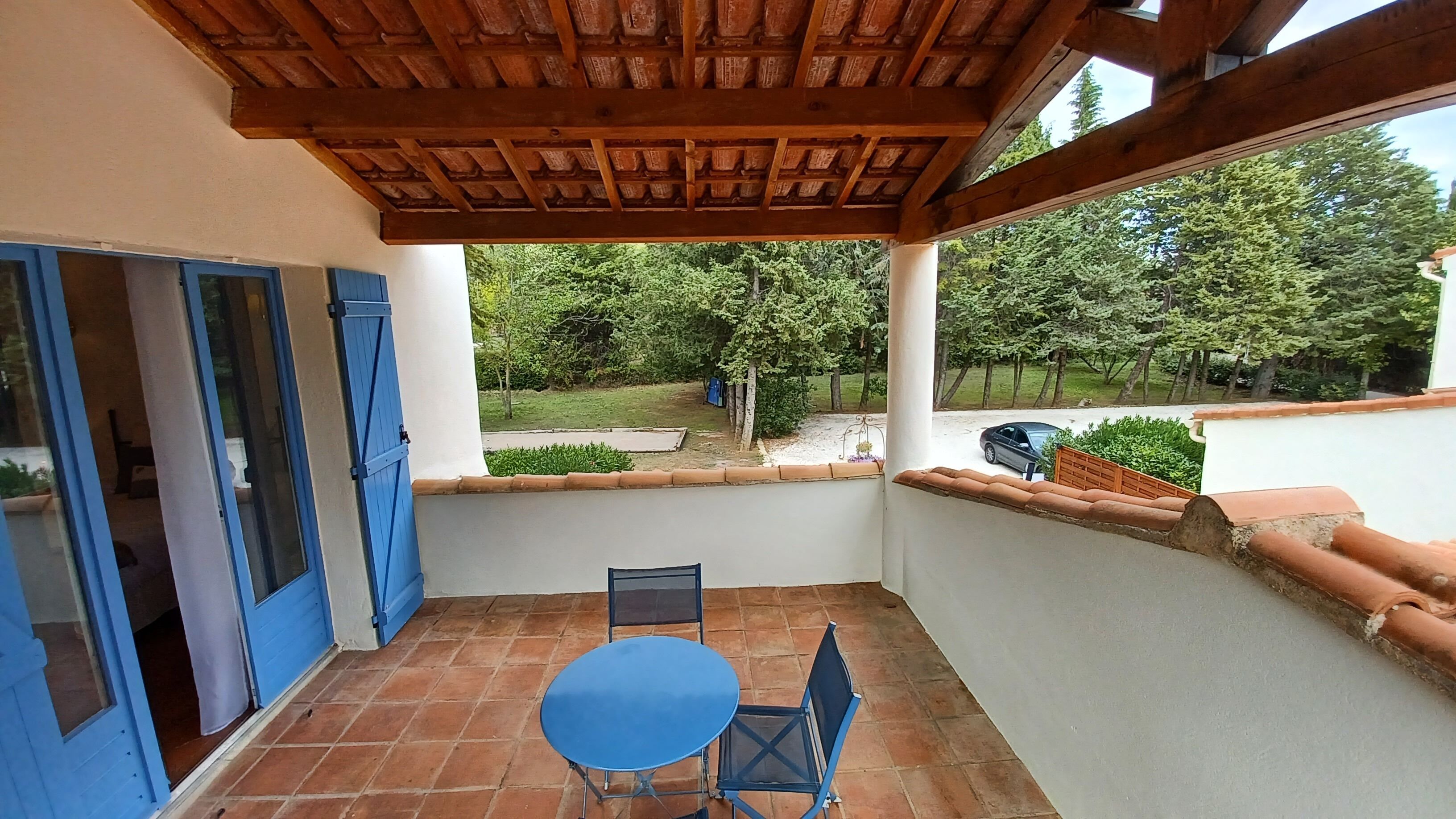 deluxe room | terrace/patio