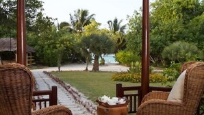 Unclassified image, 3 of 42, button - Les Villas D'Or (Praslin Island)