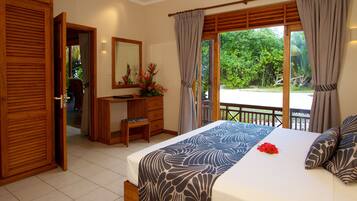 Caja de seguridad en la habitación, cunas gratuitas y camas extra