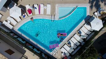 Outdoor pool, pool loungers