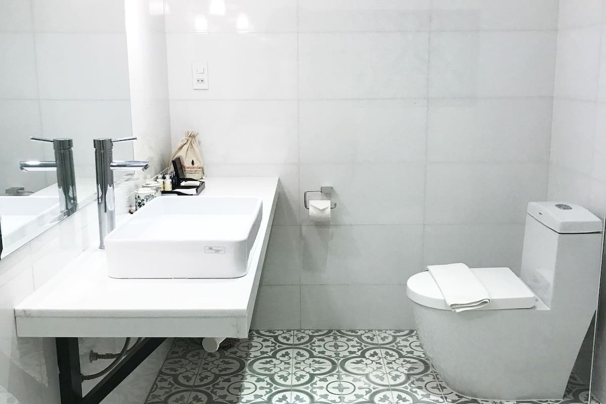 family triple room, beachfront | bathroom | shower, free toiletries, hair dryer, slippers