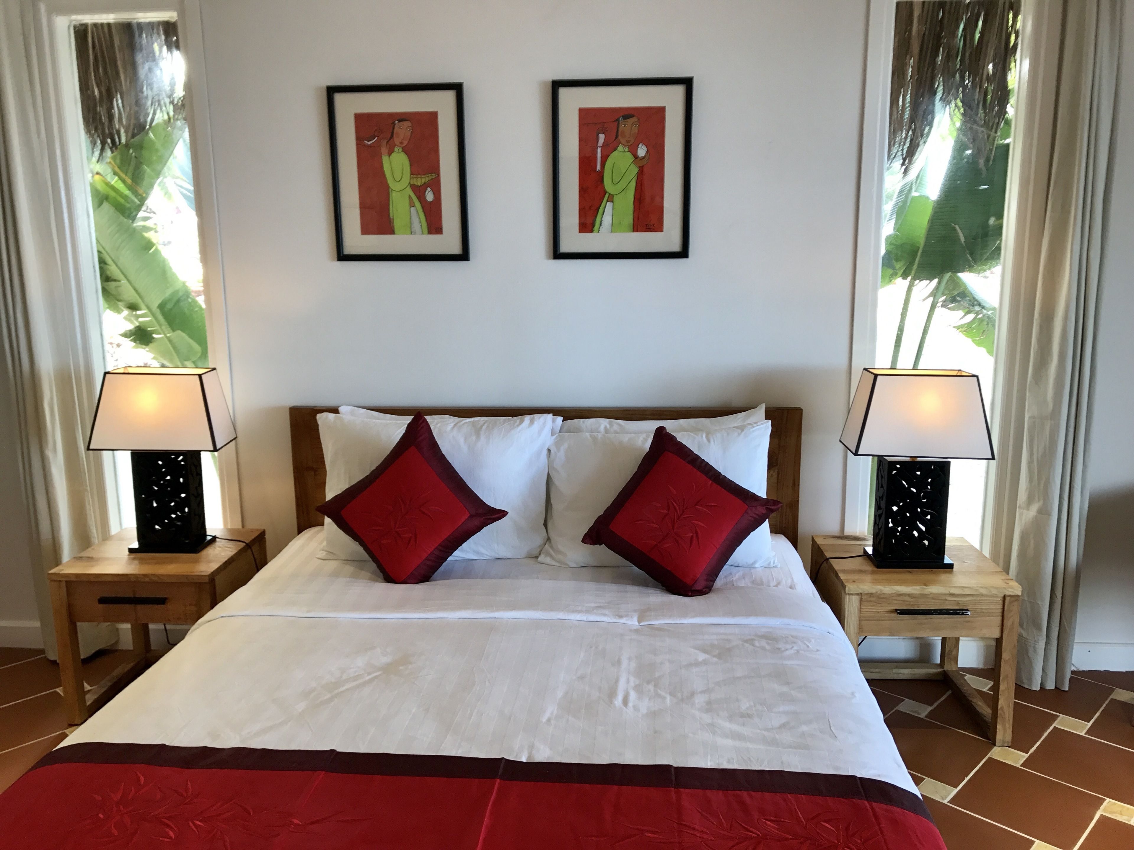 double room, beachfront | minibar, in-room safe, desk, soundproofing