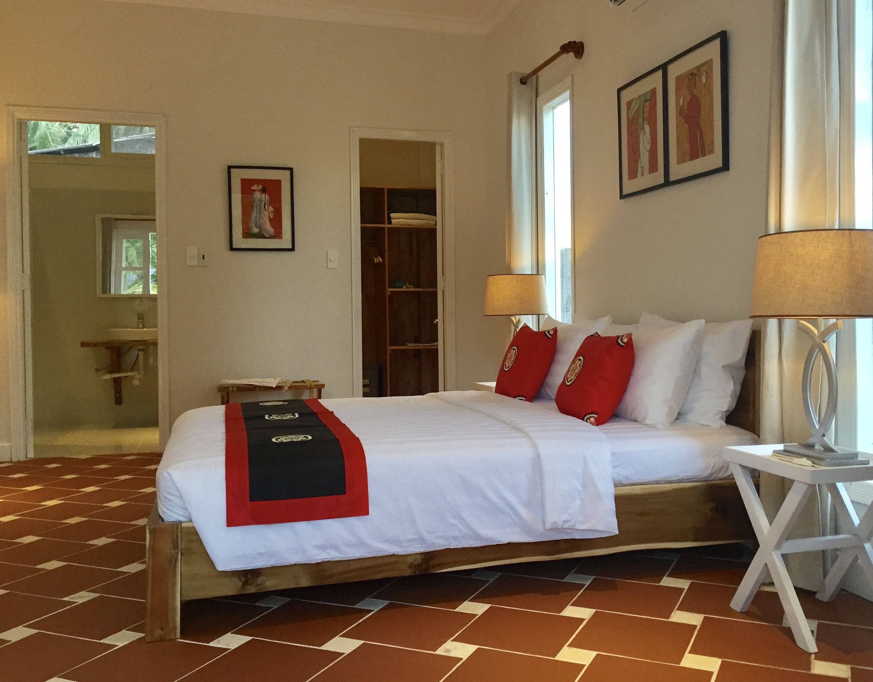 double room, sea view | minibar, in-room safe, desk, soundproofing