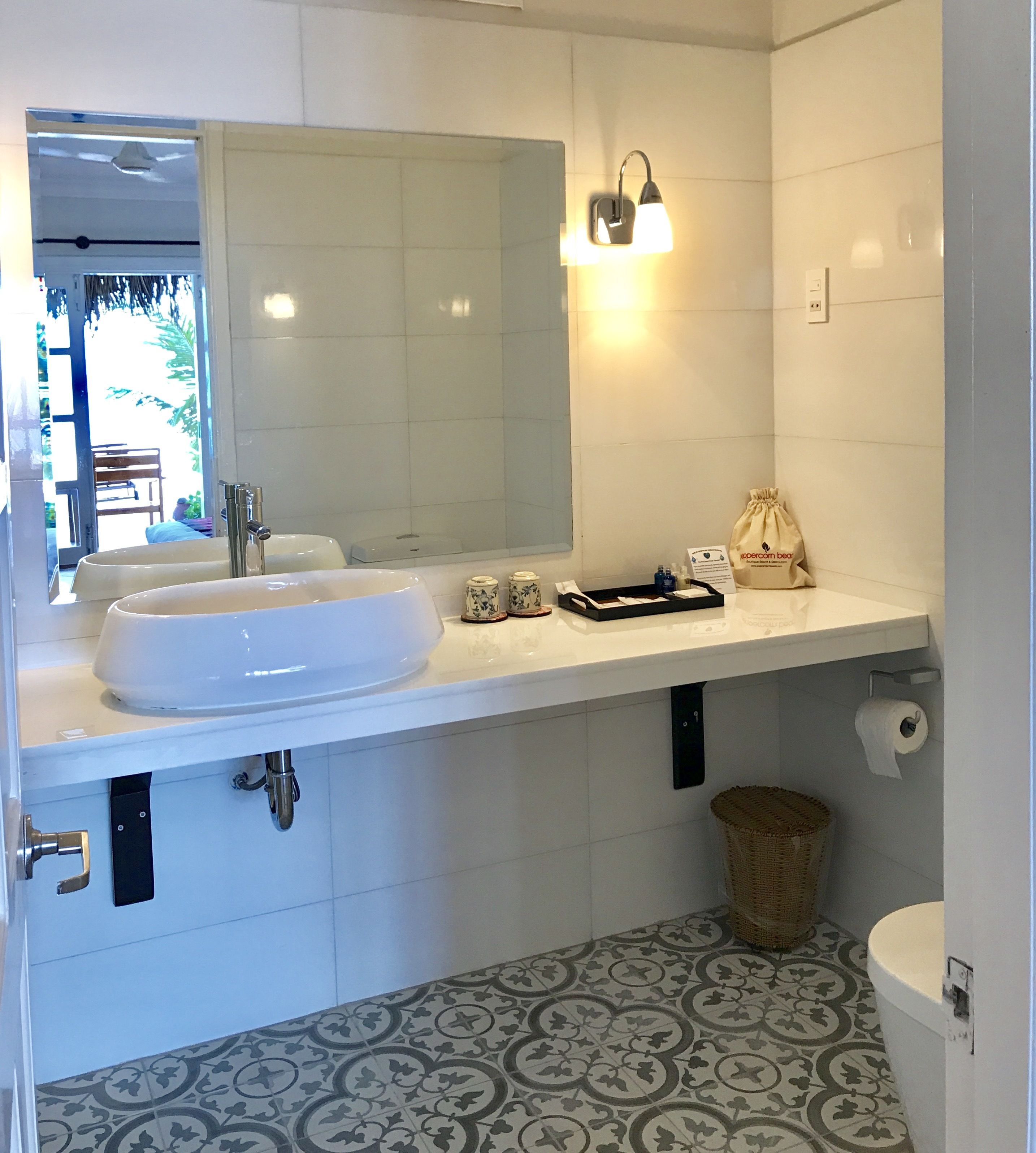 double room, beachfront | bathroom | shower, free toiletries, hair dryer, slippers