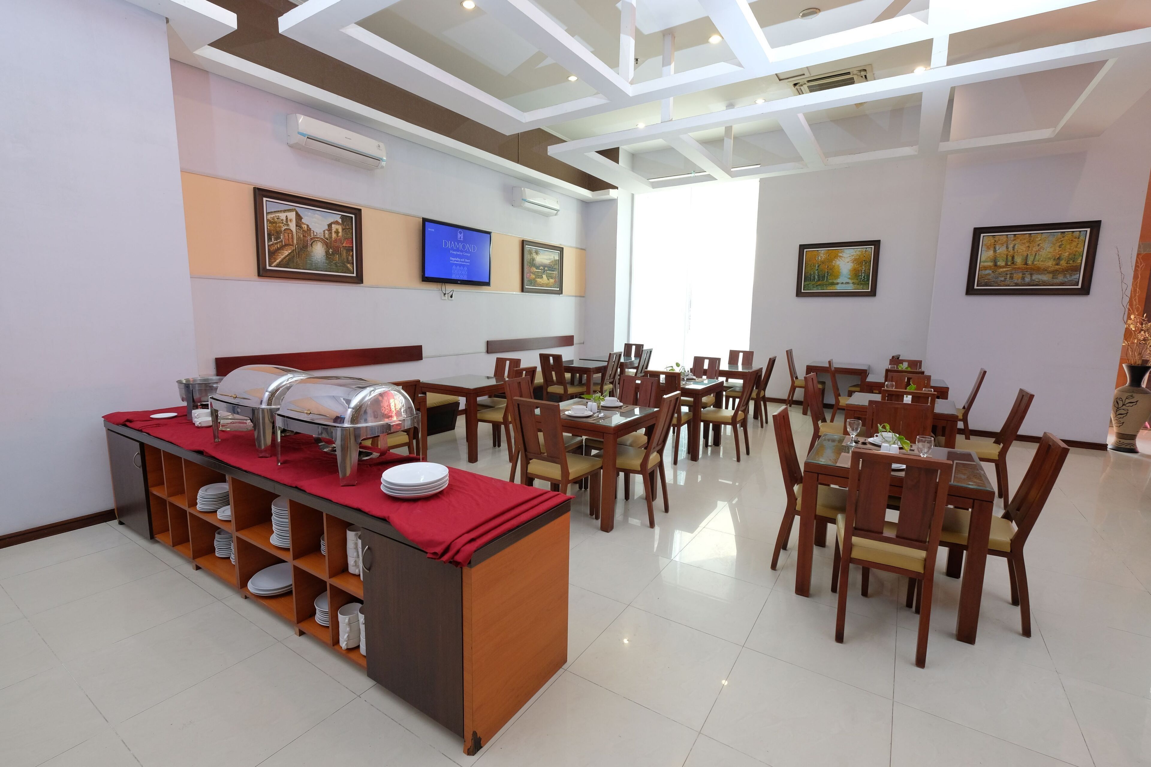 每日供應自助早餐 (每人 IDR50000)