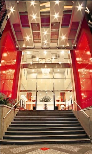 Exterior - Lampion Hotel Solo (Surakarta)