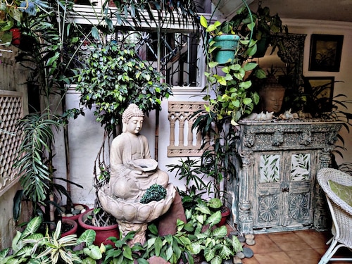 On The House - Bed and Breakfast