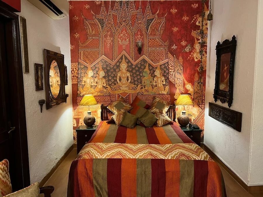 4 bedrooms, Egyptian cotton sheets, down comforters, in-room safe
