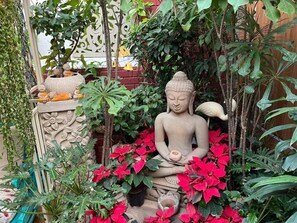 Terrace/patio - On The House - Bed and Breakfast (New Delhi)