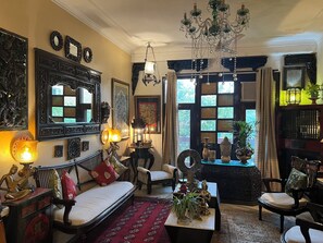 Superior-Zimmer | 4 Schlafzimmer, Bettwäsche aus ägyptischer Baumwolle, Daunenbettdecken