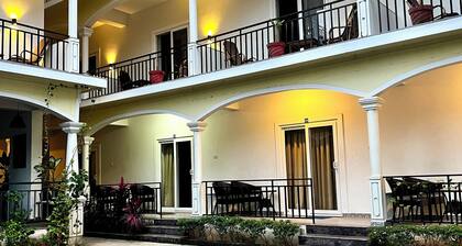 Morjim Sunset Hotel
