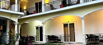 Morjim Sunset Hotel