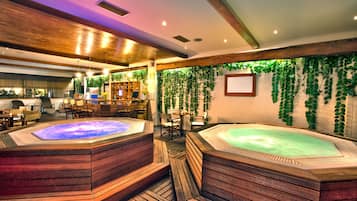 Indoor spa tub