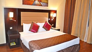 In-room safe, desk, iron/ironing board, free cribs/infant beds