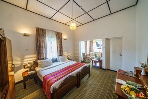 In-room safe, desk, iron/ironing board, free WiFi - Hotel Glendower (Nuwara Eliya)