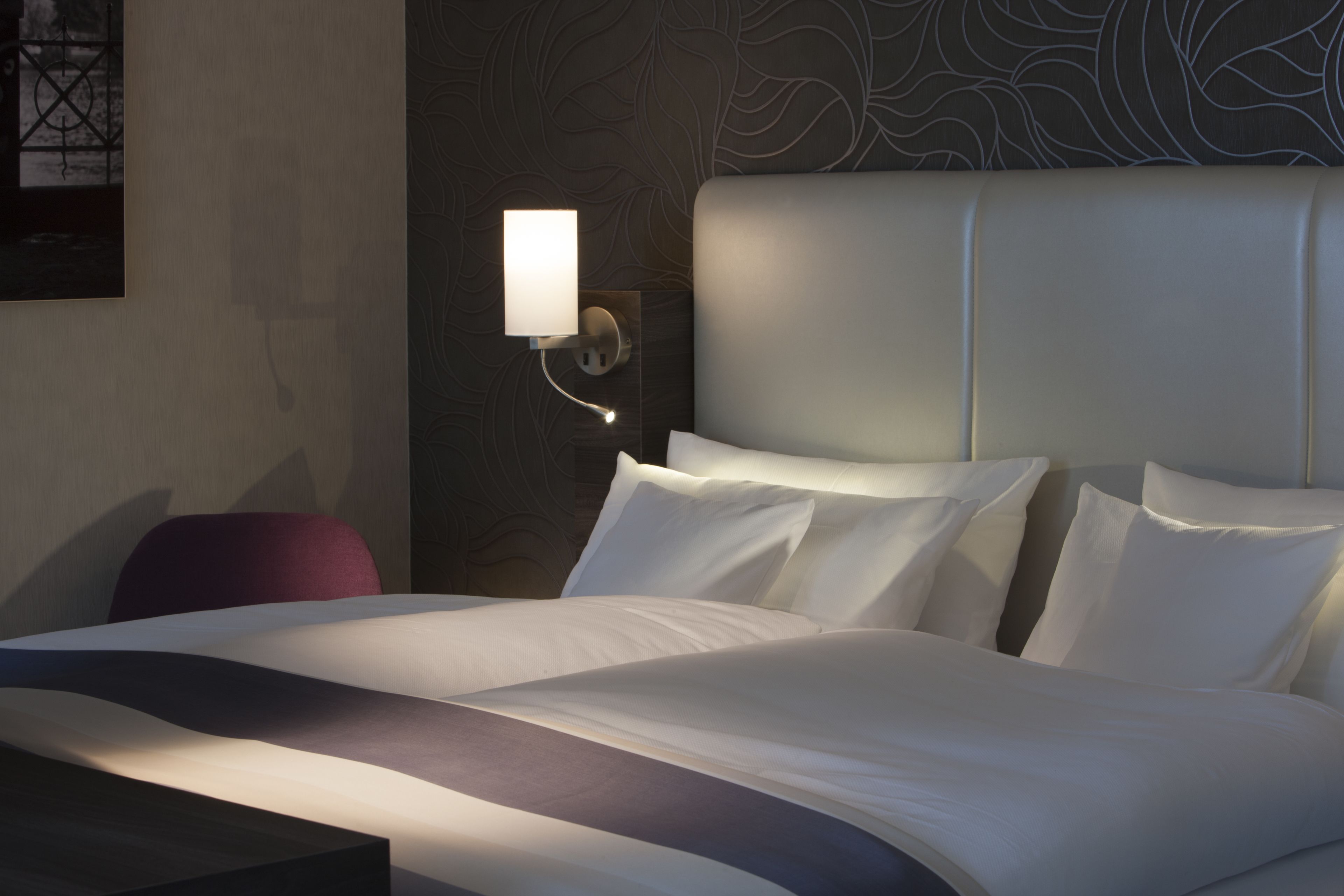 hypo-allergenic bedding, in-room safe, desk, blackout curtains